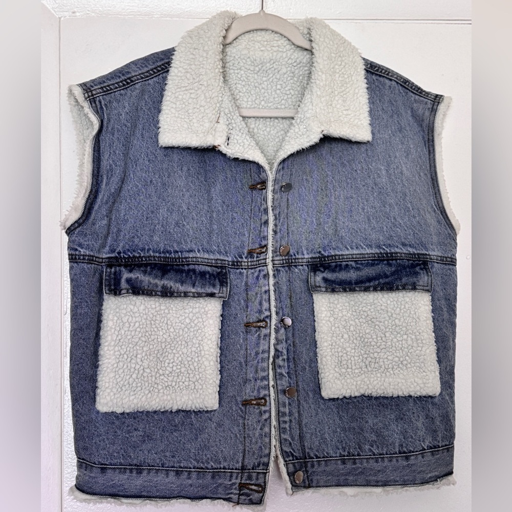 Sherpa Fleece Lined Denim Vest | M | Light Blue